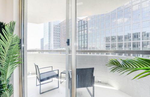 2BR Urban Oasis DC Access with Lux Comforts - Foto 26