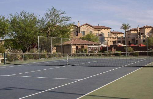 Beautiful Studio Apt in a great resort setting with fountains, courtyards, and pool with bar - Foto 42