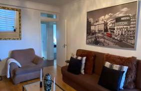 2 Bedroom Flat in Camberwell Green - Central Location with excellent connections to tourist attractions and main London airports - Photo 6