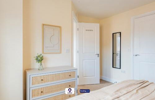 Last-Minute Escapes ! Summer Days l RTM Stay l 4 -Bed House By Finesse Stays Short Lets & Serviced Accommodation Wakefield With Parking, Contractors - Foto 20