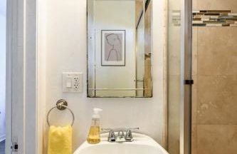 Near LA Cozy Home with Full Kitchen & Laundry - Foto 29