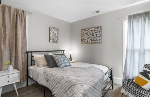 Chic Vinewood Home King Plus 2 Queens - Foto 25