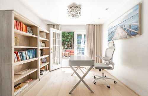 Spacious Central Kirkland Gem with Deck Near Google - Foto 29