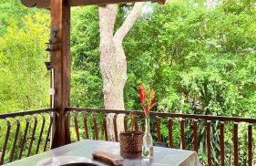 Refúgio em Macacos para até 12 hóspedes com piscina aquecida, 5 suítes e riacho - Foto 27