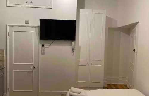 Self Contained Studio Flat Acton Central West London - Foto 3