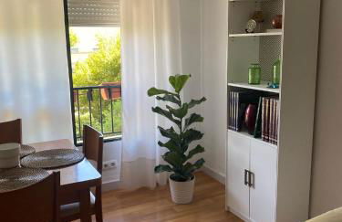 Acogedor apartamento en pleno corazón de Triana - Foto 2