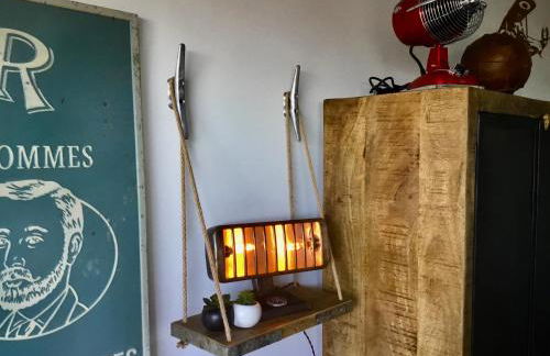 Studio neuf déco vintage face mer,terrasse ,jardin,wifi,parking sous-sol - Foto 28