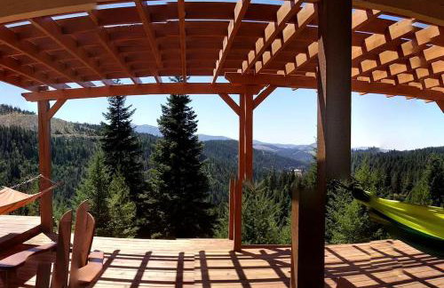 Rustic Mountain Retreat Perfect for Large Groups in Kingston, Idaho - Foto 29