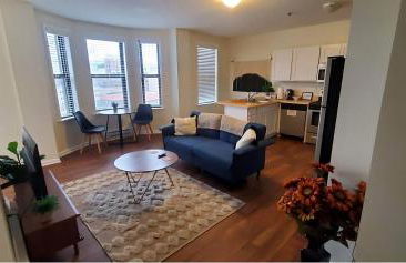 Perfect 1BR In Prime Location & View of Stadiums - Photo 2