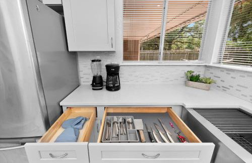 Pet Friendly - Q2 & Domain - King Bed - Pool Table - Foto 14