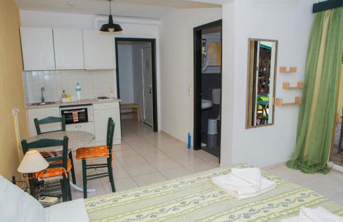 Sandy Beach Villas and Apartments - Photo 28