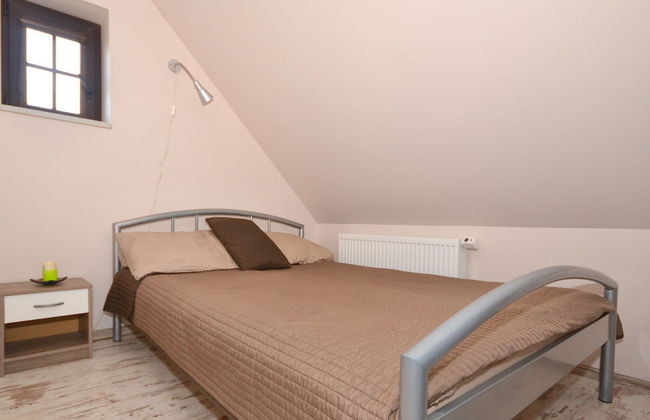 Seaside Cottage With Terrace and Lovely Garden - Photo 4