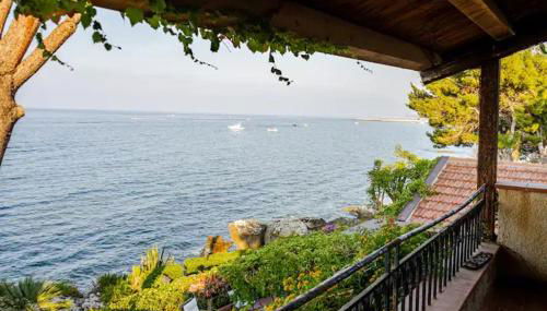 Alle due Torri, villa sulla roccia a picco sul mare - Foto 4