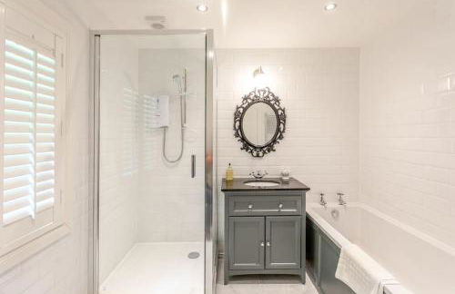 The Stable - cottage with a spectacular lake view - Foto 10