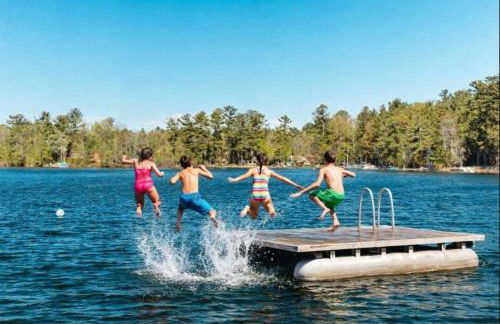 TC Lake Stay-Pontoon & SUP Rentals-King Room! - Foto 32