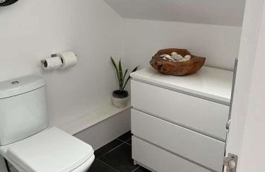 Cozy One-bed Apartment in Nottingham - Photo 19