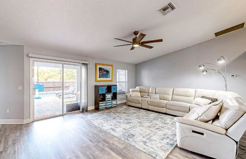 Poolside Oasis! Family-Friendly Summerfield Escape - Foto 3