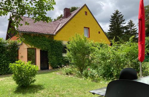 Villa Kunterbunt: Urgemütlich und fast perfekt - Foto 26