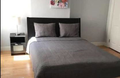 Renovated 2BR Near BU, BC & Green Line, Ideal for Long Stays - Foto 1