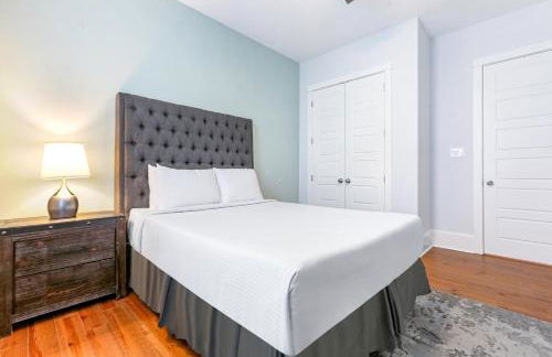 Hosteeva Chic Urban Retreat w Pool Steps to St Charles Ave and Near Bourbon St - Foto 40