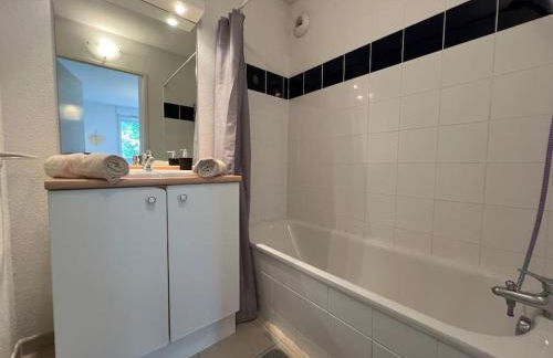 T2 Calme et Paisible Parking Piscine - Foto 12