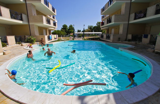 Green Bay Village - Photo 12