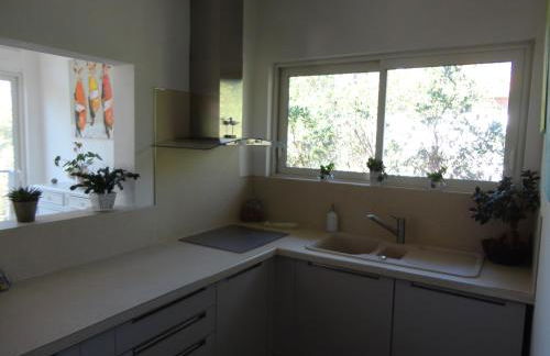 une maison lumineuse sous les pins - Foto 12