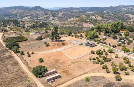 Scenic Deck w Sunset Views Near Temecula Wineries Estrada Ranch by AvantStay - Foto 44