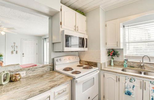 Oceanside Ormond Beach Condo, Steps to Shore! - Photo 13