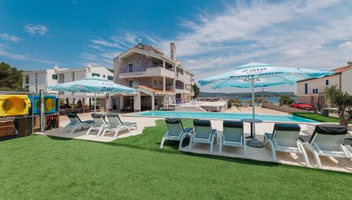 Villa Lavanda - family friendly, beachfront - Foto 1, sunbed