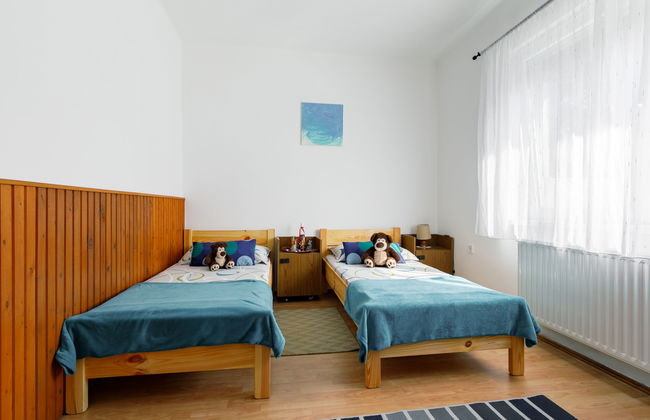 5 bedroom House in Balatonfenyves with garden and terrace - Photo 9