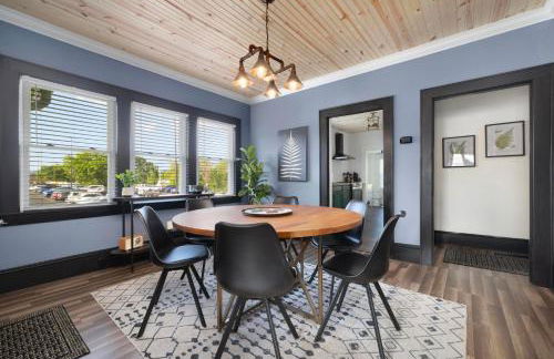 Walk to State Street - Remodeled Home - Foto 10