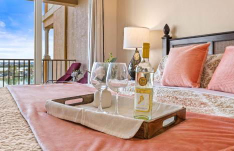 Waterfront Breeze Condo - Photo 26