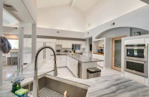 Mansion, Pool, Game Room - Foto 19
