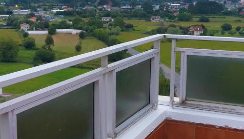 Coqueto ático con espectacular terraza - Foto 5