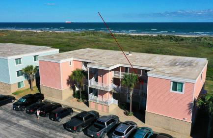 Oceanfront Condo w/ Private Balcony Pool + Tennis Bubbly Blew by Avantstay - Foto 20