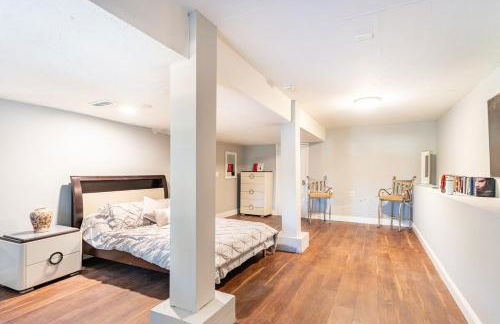 Independent Unit in Luxury Hillsborough Retreat Pool, Hot Tub and Views - Foto 24