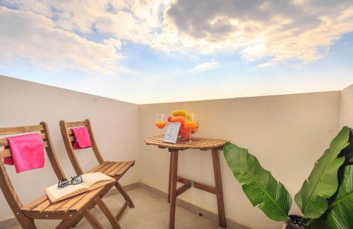 Skyscraper Apartment- Free parking included - Foto 10