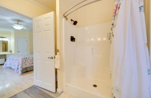 The Country House - Kalkaska Retreat with Fire Pit - Foto 20