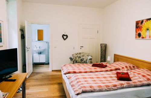 Schloms Hof - Foto 50