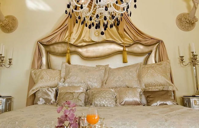 Royal Roman Empire - Photo 2