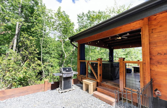 Meraki Escape - Log Cabins w/Hot Tubs + Pet Friendly - Foto 32