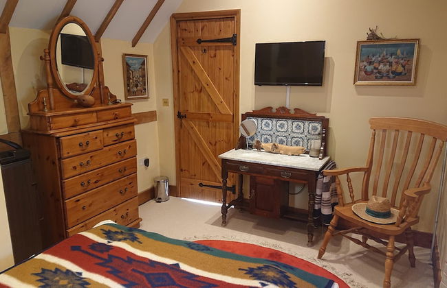 Charming 17th Century 2-bed Cottage in Medmenham - Foto 2