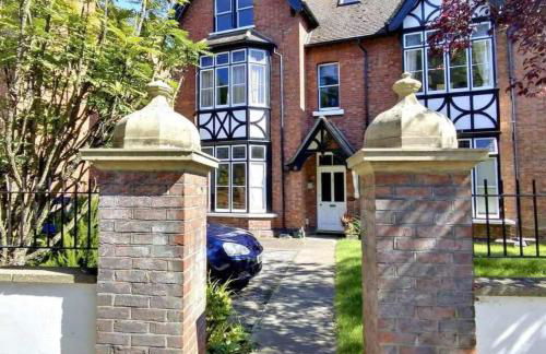 Luxury ApArt Gallery Apartment 1 Near River & Free Parking - Foto 7