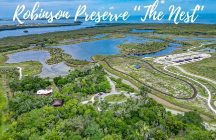 Serenity by the Sea! Cozy pool home with putting green & fire pit! - Foto 45