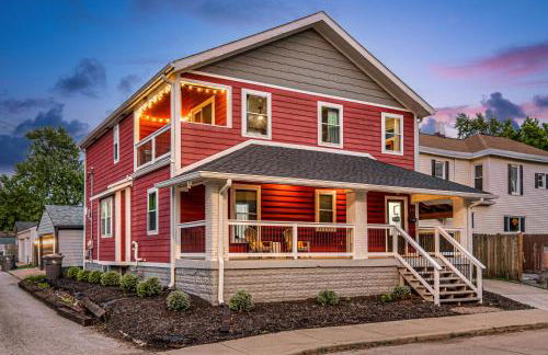 Indy Getaway - 5BR - Sleeps 16 - Arcade games - Perfect for families and groups - Foto 1