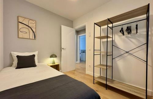 Brand new apartment with views in Barcelona - Photo 31