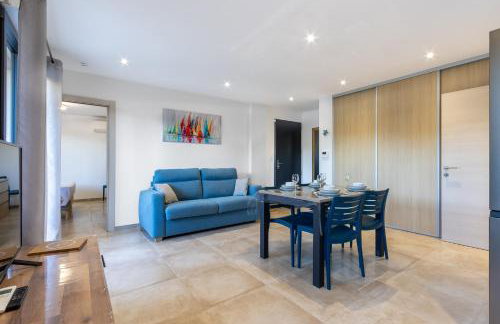 T2 Azur - Plage & commerces à 200m- Barbecue - Parking - Wifi - Foto 8