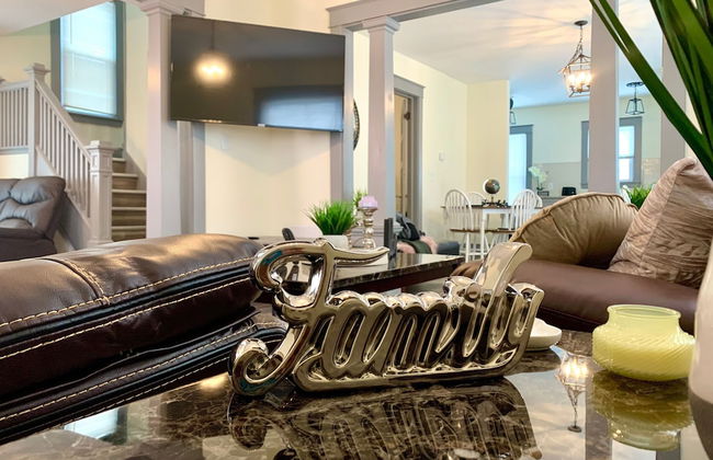 The Hennepin House-Private Yard &Parking - Foto 1