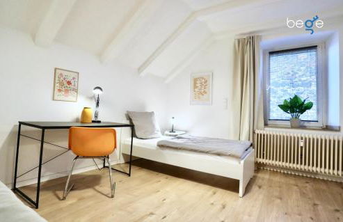 BEGE APARTMENTS DeskSide - Photo 4